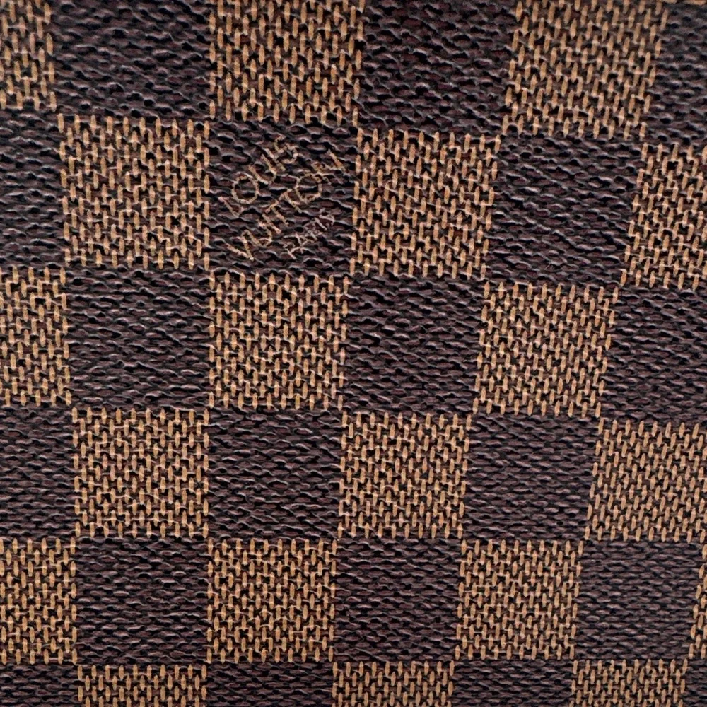 Louis Vuitton Damier Ebene Clutch